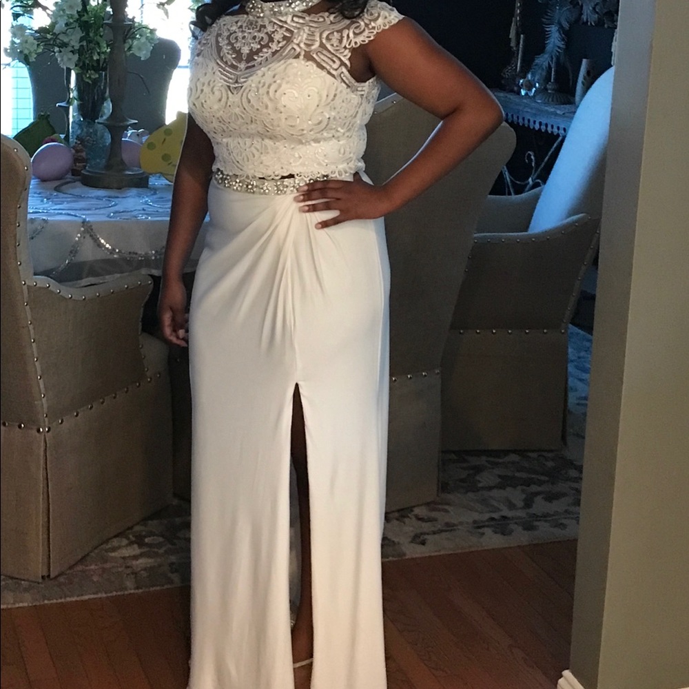 2 piece evening/ prom gown - Picture 6 of 7